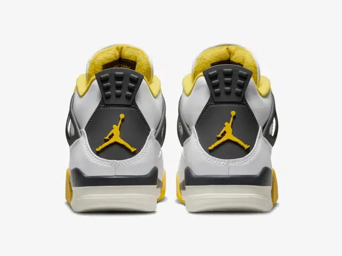 JORDAN 4 RETRO - Image 3